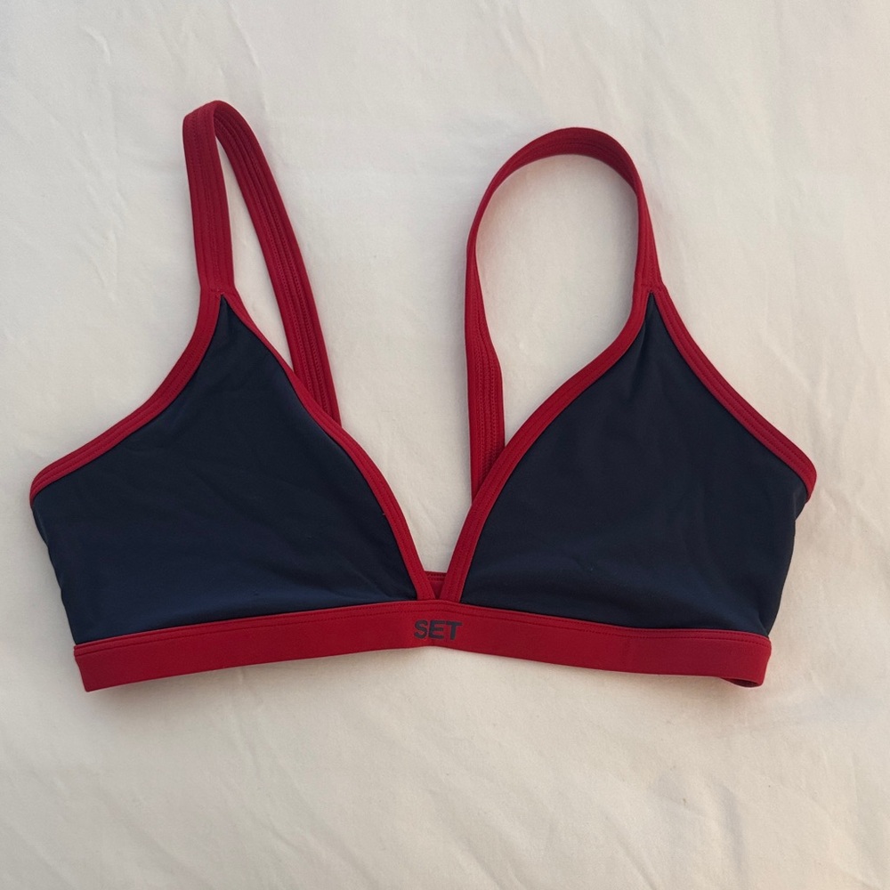 SET Active Navy and Red Bralette